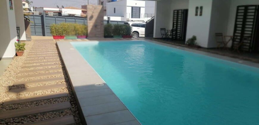 A louer un appartement de standing T2 avec piscine, Talatamaty