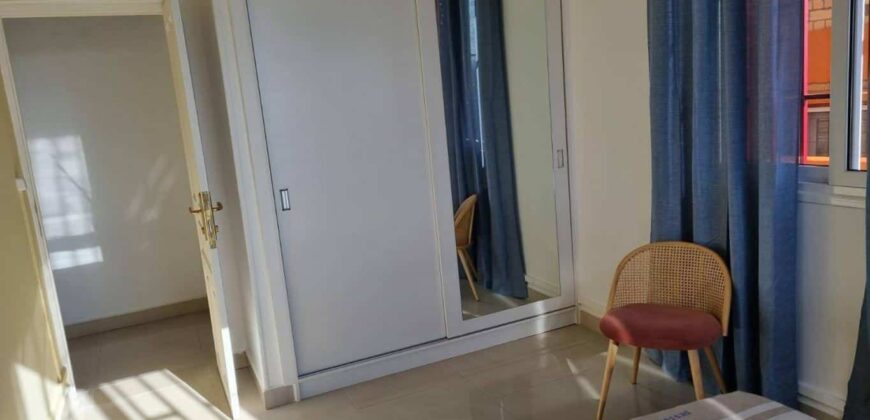 En location un appartement T3 entièrement meublé et équipé situé dans un quartier calme à Ambatobe