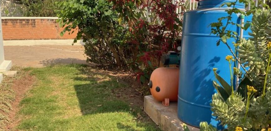 A louer une villa T4 avec jardin située dans un résidence sécurisée à Ambatobe