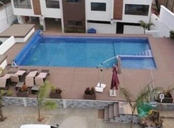 Location d’un appartement T3 à usage mixte avec piscine à Imerinafovoany Talatamaty