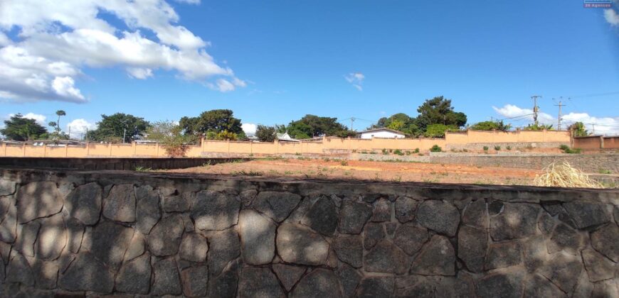 Parcelles de terrain avec infrastructures prêtes à bâtir à Ambohitrarahaba