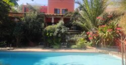 A louer une charmante villa F4 avec jardin arboré et piscine située à Manazary Ilafy